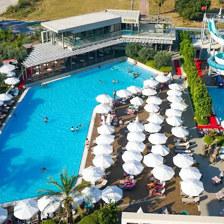 Riolavitas Resort & Spa Side